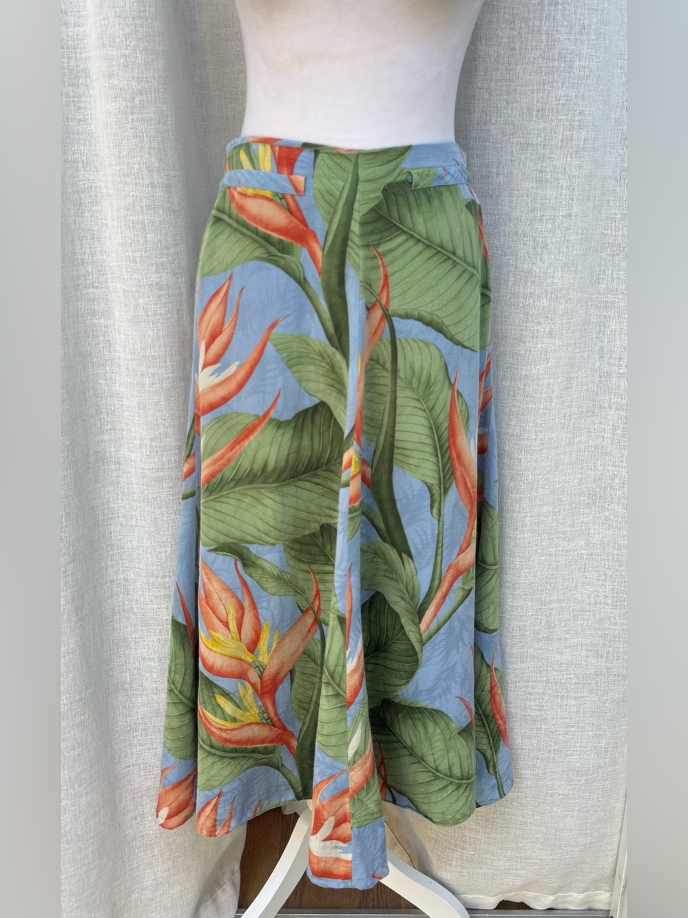 Vtg Tommy Bahama tropical floral leaves midi bias silk skirt